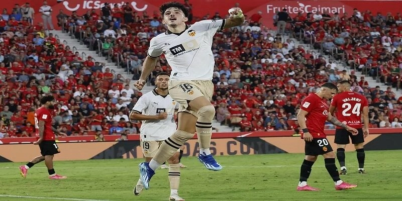 Diego là yếu tố làm nên sự thành công của đội trẻ Tây Ban Nha
